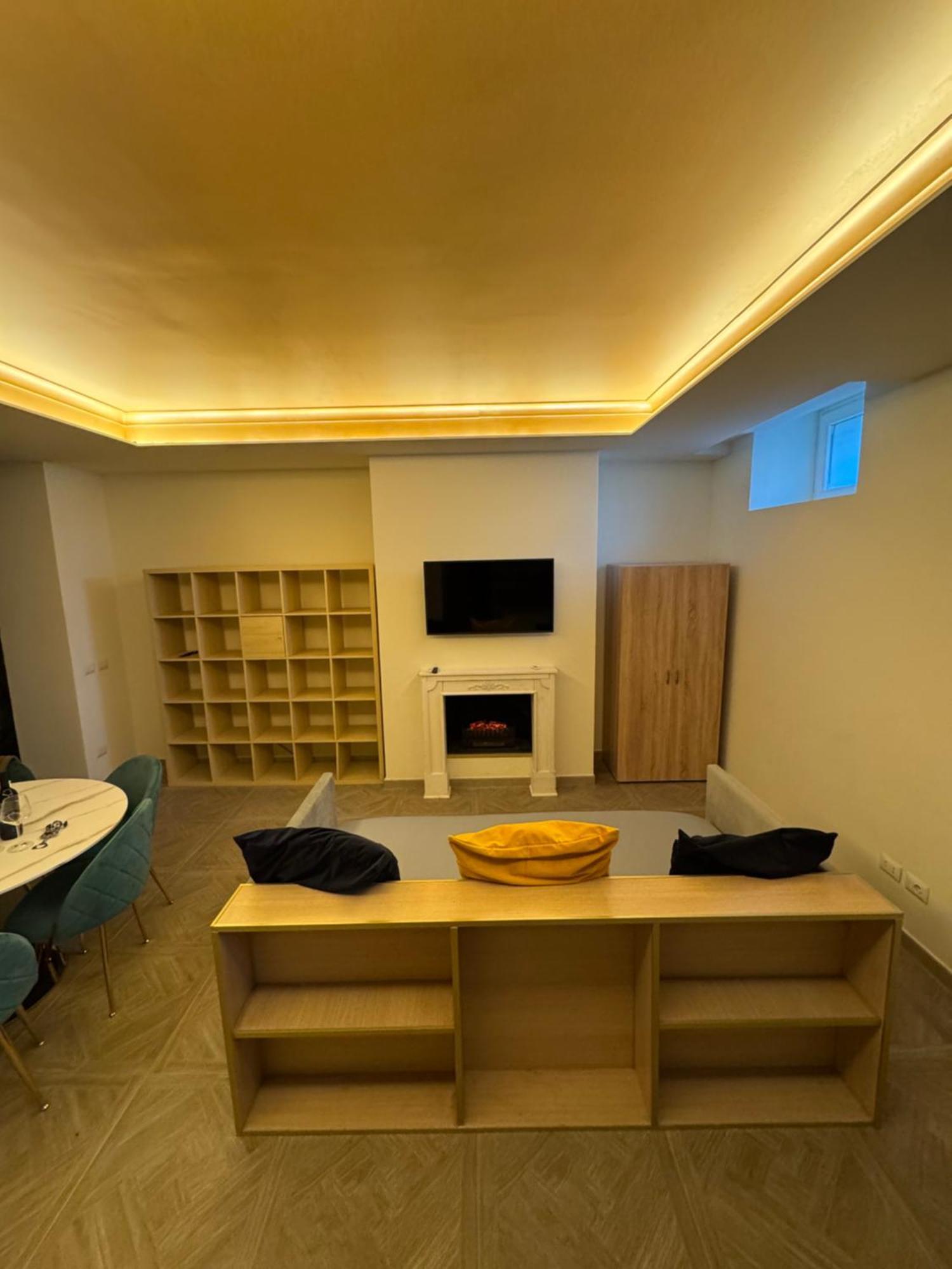 Isola Suites Milan Room photo